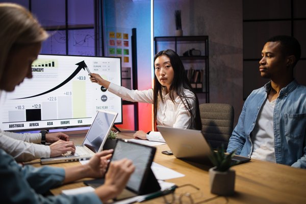 ¿Cómo pueden las ciudades usar tecnología de análisis de datos para mejorar la planificación urbana?